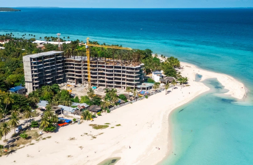 The Strait Resort & Private Villas